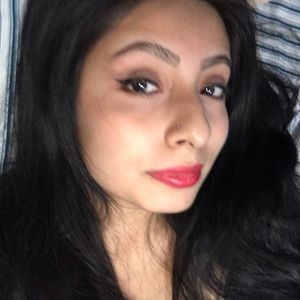 Meet your Posher, Aracely
